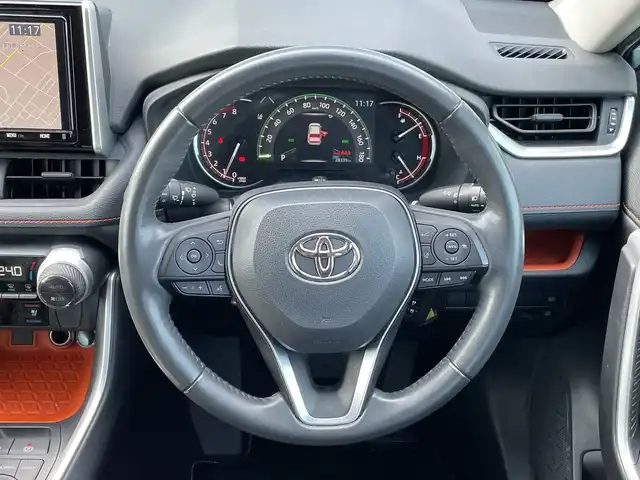 トヨタ ＲＡＶ４ アドベンチャー 千葉県 2022(令4)年 2.9万km アーバンカーキ TRDエアロ/純正9インチビ/(Bluetooth/TV/CD/DVD)/ブラインドスポットモニター/バックカメラ/衝突被害軽減システム/車線逸脱警報/クルーズコントロール/レザーシート/横滑り防止装置/ETC/ドライブレコーダー/アイドリングストップ/LEDヘッドライト/フォグランプ/オートライト/ウィンカーミラー/電動格納ミラー/純正19インチAW/シートヒーター/エアシート/シートリフター/ステアリングヒーター/プッシュスタート/スマートキー/フロアマット/ドアバイザー/スペアキー/取扱説明書/保証書