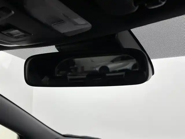 トヨタ カローラツーリング ハイブリッド ダブルバイビー 埼玉県 2021(令3)年 2.9万km スパークリングブラックパールクリスタルシャイン トヨタセーフティセンス/純正メモリナビ/レーダークルーズコントロール/バックカメラ/ビルトインETC/純正１７インチAW/プッシュスタート/スマートキー/スペアキー