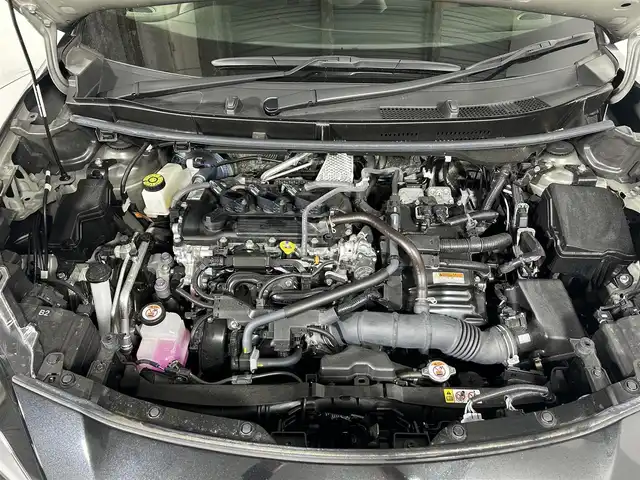 トヨタ ヤリスクロス ハイブリッド Z アドベンチャー 佐賀県 2024(令6)年 0.9万km ブラックマイカ ワンオーナー/純正8インチディスプレイオーディオ/フルセグTV/Bluetooth/Androidauto/Applecarplay/衝突被害軽減システム/全方位カメラ/レーダークルーズコントロール/レーンアシスト/ブラインドスポットモニター/パーキングサポートブレーキ/ロードサインアシスト/クリアランスソナー/オートライト/オートマチックハイビーム/LEDヘッドライト/ビルトインETC/運転席・助手席シートヒーター/運転席パワーシート/合皮シート/電子パーキング/ブレーキホールド/ルーフレール/純正フロアマット/純正18インチアルミホイール/スマートキー/スペアキー×１