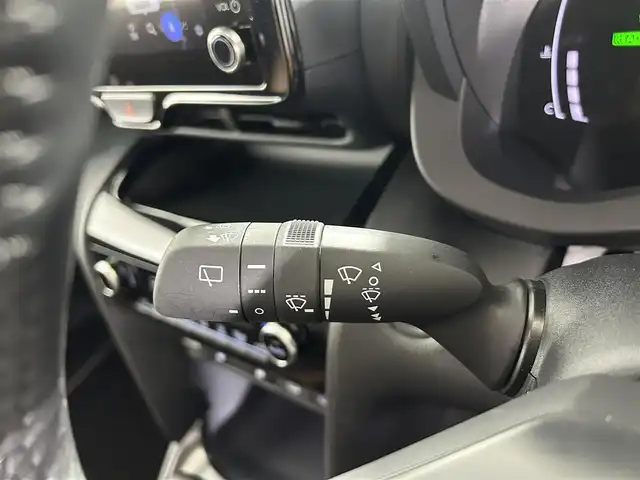 トヨタ ヤリスクロス ハイブリッド Z アドベンチャー 佐賀県 2024(令6)年 0.9万km ブラックマイカ ワンオーナー/純正8インチディスプレイオーディオ/フルセグTV/Bluetooth/Androidauto/Applecarplay/衝突被害軽減システム/全方位カメラ/レーダークルーズコントロール/レーンアシスト/ブラインドスポットモニター/パーキングサポートブレーキ/ロードサインアシスト/クリアランスソナー/オートライト/オートマチックハイビーム/LEDヘッドライト/ビルトインETC/運転席・助手席シートヒーター/運転席パワーシート/合皮シート/電子パーキング/ブレーキホールド/ルーフレール/純正フロアマット/純正18インチアルミホイール/スマートキー/スペアキー×１