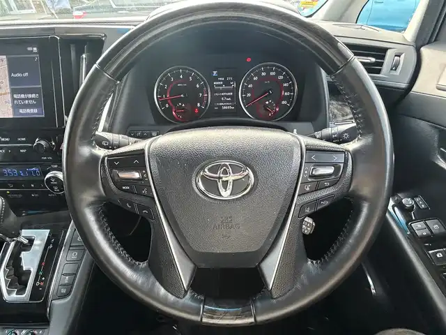 トヨタ アルファード S Cパッケージ 宮城県 2020(令2)年 5.9万km ホワイトパールクリスタルシャイン デジタルインナーミラー/ブラインドスポットモニター/リアクロストラフィックオートブレーキ/AC100V/1500Wコンセント/応急用タイヤ/＝＝＝/セーフティセンス/・プリクラッシュセーフティ/・レーントレーシングアシスト/・アダプティブハイビームシステム/・レーダークルーズコントロール（全車速追従機能付）/・ロードサインアシスト/インテリジェントクリアランスソナー/純正フリップダウンモニター/9インチディスプレイオーディオ/・ナビ機能/・CD/DVDデッキ/・フルセグTV/・Bluetooth/バックカメラ/ビルトインETC2.0/ドライブレコーダー/両側パワースライドドア/パワーバックドア/合皮シート/シートヒーター／ベンチレーション/パワーシート（運転席メモリー機能付）/ウッドコンビステアリング/ステアリングヒーター/電動パーキングブレーキ/ブレーキホールド/3眼LEDヘッドライト/フォグランプ/オートライト/スマートキー＆プッシュスタート/純正18インチAW/純正フロアマット/純正ドアバイザー