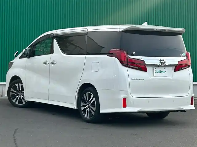 トヨタ アルファード S Cパッケージ 宮城県 2020(令2)年 5.9万km ホワイトパールクリスタルシャイン デジタルインナーミラー/ブラインドスポットモニター/リアクロストラフィックオートブレーキ/AC100V/1500Wコンセント/応急用タイヤ/＝＝＝/セーフティセンス/・プリクラッシュセーフティ/・レーントレーシングアシスト/・アダプティブハイビームシステム/・レーダークルーズコントロール（全車速追従機能付）/・ロードサインアシスト/インテリジェントクリアランスソナー/純正フリップダウンモニター/9インチディスプレイオーディオ/・ナビ機能/・CD/DVDデッキ/・フルセグTV/・Bluetooth/バックカメラ/ビルトインETC2.0/ドライブレコーダー/両側パワースライドドア/パワーバックドア/合皮シート/シートヒーター／ベンチレーション/パワーシート（運転席メモリー機能付）/ウッドコンビステアリング/ステアリングヒーター/電動パーキングブレーキ/ブレーキホールド/3眼LEDヘッドライト/フォグランプ/オートライト/スマートキー＆プッシュスタート/純正18インチAW/純正フロアマット/純正ドアバイザー