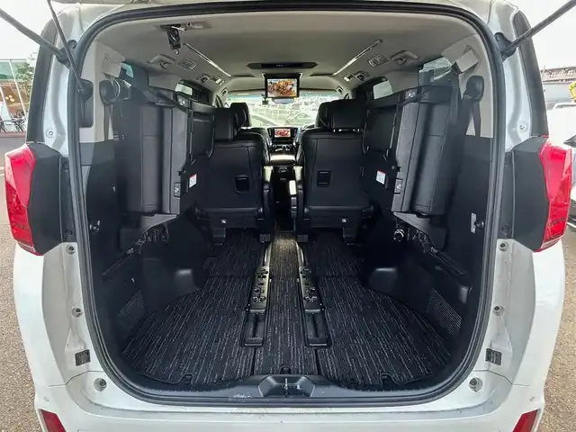 トヨタ アルファード S Cパッケージ 宮城県 2020(令2)年 5.9万km ホワイトパールクリスタルシャイン デジタルインナーミラー/ブラインドスポットモニター/リアクロストラフィックオートブレーキ/AC100V/1500Wコンセント/応急用タイヤ/＝＝＝/セーフティセンス/・プリクラッシュセーフティ/・レーントレーシングアシスト/・アダプティブハイビームシステム/・レーダークルーズコントロール（全車速追従機能付）/・ロードサインアシスト/インテリジェントクリアランスソナー/純正フリップダウンモニター/9インチディスプレイオーディオ/・ナビ機能/・CD/DVDデッキ/・フルセグTV/・Bluetooth/バックカメラ/ビルトインETC2.0/ドライブレコーダー/両側パワースライドドア/パワーバックドア/合皮シート/シートヒーター／ベンチレーション/パワーシート（運転席メモリー機能付）/ウッドコンビステアリング/ステアリングヒーター/電動パーキングブレーキ/ブレーキホールド/3眼LEDヘッドライト/フォグランプ/オートライト/スマートキー＆プッシュスタート/純正18インチAW/純正フロアマット/純正ドアバイザー