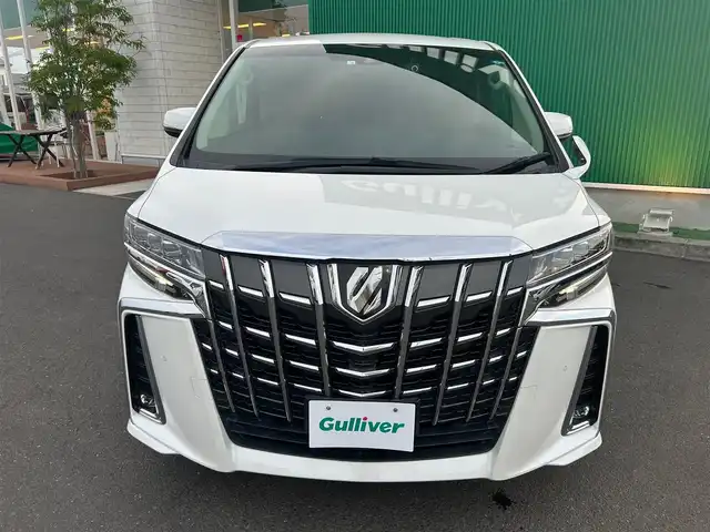 トヨタ アルファード S Cパッケージ 宮城県 2020(令2)年 5.9万km ホワイトパールクリスタルシャイン デジタルインナーミラー/ブラインドスポットモニター/リアクロストラフィックオートブレーキ/AC100V/1500Wコンセント/応急用タイヤ/＝＝＝/セーフティセンス/・プリクラッシュセーフティ/・レーントレーシングアシスト/・アダプティブハイビームシステム/・レーダークルーズコントロール（全車速追従機能付）/・ロードサインアシスト/インテリジェントクリアランスソナー/純正フリップダウンモニター/9インチディスプレイオーディオ/・ナビ機能/・CD/DVDデッキ/・フルセグTV/・Bluetooth/バックカメラ/ビルトインETC2.0/ドライブレコーダー/両側パワースライドドア/パワーバックドア/合皮シート/シートヒーター／ベンチレーション/パワーシート（運転席メモリー機能付）/ウッドコンビステアリング/ステアリングヒーター/電動パーキングブレーキ/ブレーキホールド/3眼LEDヘッドライト/フォグランプ/オートライト/スマートキー＆プッシュスタート/純正18インチAW/純正フロアマット/純正ドアバイザー