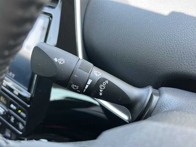 トヨタ プリウス ＰＨＶ A 千葉県 2020(令2)年 5.9万km ホワイトパールクリスタルシャイン 9型ナビNSZT-Y68T 全方位カメラ パーキングアシスト 2.0ETC シートヒーター パワーシート PCS LDA ステアヒーター AHB クルコン LEDライト オートライト 17AW ソナー