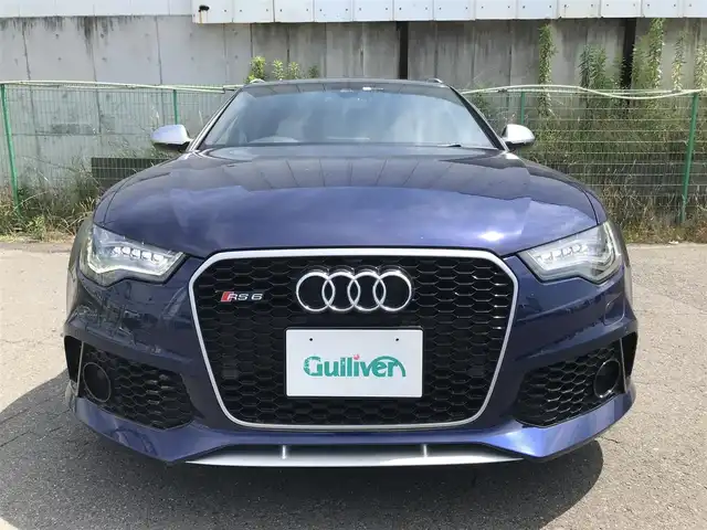 アウディ ＲＳ６ アバント 群馬県 2014(平26)年 8.5万km エストリアルブルークリスタルエフェクト 4WD/純正ナビ(Bluetooth/AM/FM)/パワーテールゲート/ビルトインETC/ドライブレコーダー/クルーズコントロール/横滑り防止装置/IC付ツインターボ/LEDヘッドランプ/オートライト/デュアルオートエアコン/本革巻きステアリング/ステアリングスイッチ/バルコナレザーシート/全席シートヒーター/前席パワーシート/運転席メモリー機能/純正21インチアルミホイール/アドバンストキーシステム/ユピテルGPS&レーダー探知機/禁煙車