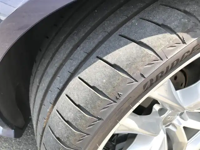 アウディ ＲＳ６ アバント 群馬県 2014(平26)年 8.5万km エストリアルブルークリスタルエフェクト 4WD/純正ナビ(Bluetooth/AM/FM)/パワーテールゲート/ビルトインETC/ドライブレコーダー/クルーズコントロール/横滑り防止装置/IC付ツインターボ/LEDヘッドランプ/オートライト/デュアルオートエアコン/本革巻きステアリング/ステアリングスイッチ/バルコナレザーシート/全席シートヒーター/前席パワーシート/運転席メモリー機能/純正21インチアルミホイール/アドバンストキーシステム/ユピテルGPS&レーダー探知機/禁煙車