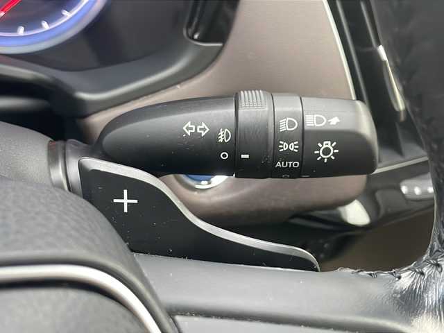 トヨタ クラウン ハイブリッド S Cパッケージ 茨城県 2018(平30)年 5万km ダークブルーマイカ プリクラッシュセーフティ/パーキングブレーキサポート/ふらつき検知/リアクロストラフィックアラート/クリアランスソナー/リアカメラ検知/先行車発進告知/センタートーレス制御/純正SDナビ/　　BT/CD/DVD/フルセグ/パノラミックビューモニター/パドルシフト/レーダークルーズコントロール/パワーシート/シートヒーター/ハンドルヒーター/純正17インチアルミホイール/LEDオートライト/オートマティックハイビーム/コーナーセンサー/ドライブレコーダー/スマートキー/ETC2.0