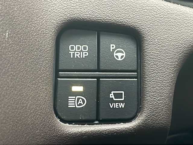 トヨタ クラウン ハイブリッド S Cパッケージ 茨城県 2018(平30)年 5万km ダークブルーマイカ プリクラッシュセーフティ/パーキングブレーキサポート/ふらつき検知/リアクロストラフィックアラート/クリアランスソナー/リアカメラ検知/先行車発進告知/センタートーレス制御/純正SDナビ/　　BT/CD/DVD/フルセグ/パノラミックビューモニター/パドルシフト/レーダークルーズコントロール/パワーシート/シートヒーター/ハンドルヒーター/純正17インチアルミホイール/LEDオートライト/オートマティックハイビーム/コーナーセンサー/ドライブレコーダー/スマートキー/ETC2.0