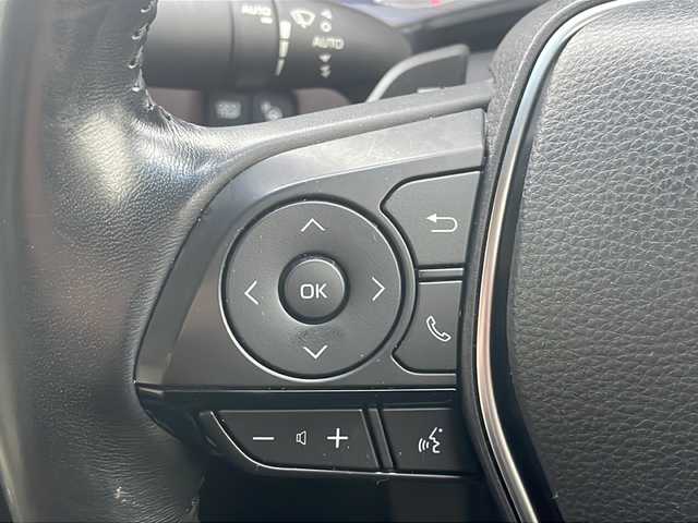 トヨタ クラウン ハイブリッド S Cパッケージ 茨城県 2018(平30)年 5万km ダークブルーマイカ プリクラッシュセーフティ/パーキングブレーキサポート/ふらつき検知/リアクロストラフィックアラート/クリアランスソナー/リアカメラ検知/先行車発進告知/センタートーレス制御/純正SDナビ/　　BT/CD/DVD/フルセグ/パノラミックビューモニター/パドルシフト/レーダークルーズコントロール/パワーシート/シートヒーター/ハンドルヒーター/純正17インチアルミホイール/LEDオートライト/オートマティックハイビーム/コーナーセンサー/ドライブレコーダー/スマートキー/ETC2.0