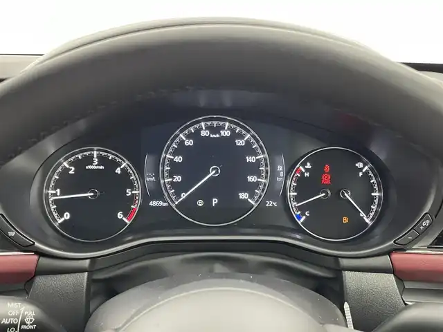 マツダ マツダ３ファストバック XD プロアクティブ ツーリングS 埼玉県 2023(令5)年 0.5万km ソウルレッドクリスタルM バーガンディレザーパッケージ　ＢＯＳＥサウンド３６０度ビューモニター　８．８インチディスプレイ　レザーシート　シートヒーター　ＢＳＭ　ＨＵＤ　ワイヤレス充電　ステアリングヒーター　ＡＣＣ　ＬＥＤライト