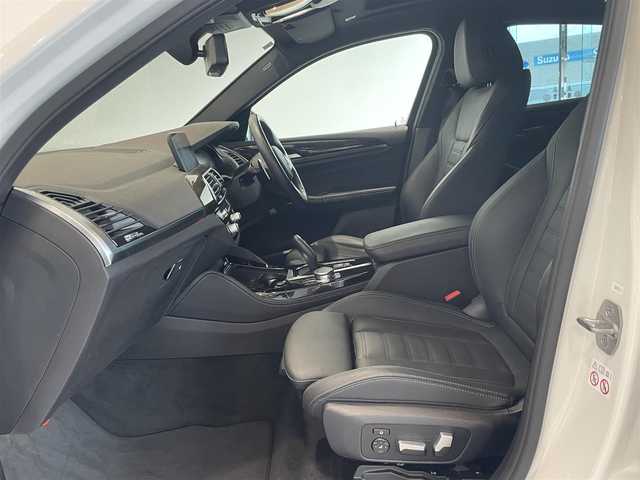 ＢＭＷ Ｘ４ xDrive 20d Mスポーツ 愛知県 2021(令3)年 3.1万km アルピンホワイトⅢ パノラミックＳ／Ｒ　/ＨＵＤ　/レザーシート　/純正ナビ　/Ｂｌｕｅｔｏｏｔｈ　/３６０度カメラ　/フルセグＴＶ　/前後シートヒーター/ＡＣＣ　/ＬＫＡ　/ＢＳＭ　/ドライブレコーダー　/ミラー型ＥＴＣ　/パワーバックドア/プッシュスタート/ウィンカーミラー/アイドリングストップ