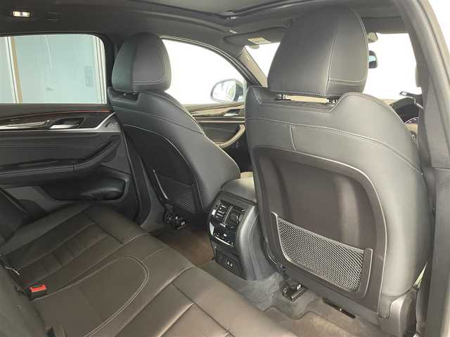 ＢＭＷ Ｘ４ xDrive 20d Mスポーツ 愛知県 2021(令3)年 3.1万km アルピンホワイトⅢ パノラミックＳ／Ｒ　/ＨＵＤ　/レザーシート　/純正ナビ　/Ｂｌｕｅｔｏｏｔｈ　/３６０度カメラ　/フルセグＴＶ　/前後シートヒーター/ＡＣＣ　/ＬＫＡ　/ＢＳＭ　/ドライブレコーダー　/ミラー型ＥＴＣ　/パワーバックドア/プッシュスタート/ウィンカーミラー/アイドリングストップ