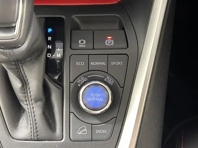 トヨタ ＲＡＶ４ アドベンチャー オフロードPKGⅡ 佐賀県 2025(令7)年 1.5万km グレーメタリック 純正10.5インチディスプレイオーディオ/フルセグ/Bluetooth/デジタルインナーミラー/ビルトインETC2.0 /ドライブレコーダー/運転席パワーシート/運転席メモリーシート/運転席・助手席シートベンチレーション/ハンドルヒーター/電動リアゲート/トヨタセーフティーセンス/追従型クルーズコントロール/プリクラッシュセーフティー/ブラインドスポットモニター/レーントレーシングアシスト/パーキングサポートアシスト/コーナーセンサー/純正フロアマット/純正18インチアルミホイール