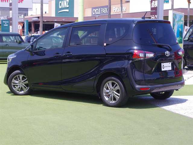 トヨタ シエンタ G セーフティエディション 千葉県 2020(令2)年 2.4万km ブラックマイカ Toyota Safety Sense/・プリクラッシュセーフティ/・レーンディパーチャーアラート/・オートハイビーム/純正SDナビ/地デジTV/【DVD/CD再生機能　Bluetooth接続】/パノラミックビューモニター/前席シートヒーター/ステアリングヒーター/ドライブレコーダー/ETC/LEDヘッドライト/クリアランスソナー/純正15インチアルミホイル/スマートキー
