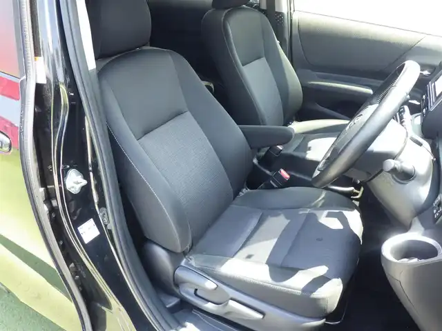 トヨタ シエンタ G セーフティエディション 千葉県 2020(令2)年 2.4万km ブラックマイカ Toyota Safety Sense/・プリクラッシュセーフティ/・レーンディパーチャーアラート/・オートハイビーム/純正SDナビ/地デジTV/【DVD/CD再生機能　Bluetooth接続】/パノラミックビューモニター/前席シートヒーター/ステアリングヒーター/ドライブレコーダー/ETC/LEDヘッドライト/クリアランスソナー/純正15インチアルミホイル/スマートキー