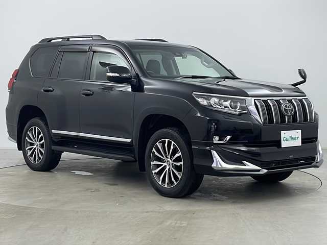 トヨタ ランドクルーザー プラド TX Lパッケージ 道央・札幌 2020(令2)年 2.4万km ブラック ・4WD/・社外SDナビ&フルセグ&CD&DVD&BT/・トヨタセーフティセンス/・プリクラッシュセーフティ/・レーンディパーチャーアラート/・レーダークルーズコントロール/・オートマチックハイビーム/・クリアランスソナー/・純正フリップダウンモニター/・フロントモデリスタエアロ/・電動格納サイドシート/・バックカメラ/・トランスフォーススイッチ/・ラウンジ証明調光スイッチ/・セカンドスタートモードスイッチ/・社外ドライブレコーダー/・ビルトインETC/・レザーシート/・シートヒーター/・パワーシート/・エアーシート/・オートワイパー/・革巻きステアリング/・へットランプクリーナー/・オートライト/・LEDヘッドライト/・LEDフォグ/・スペアキー/・スマートキー/・プッシュスタート/・横滑り防止