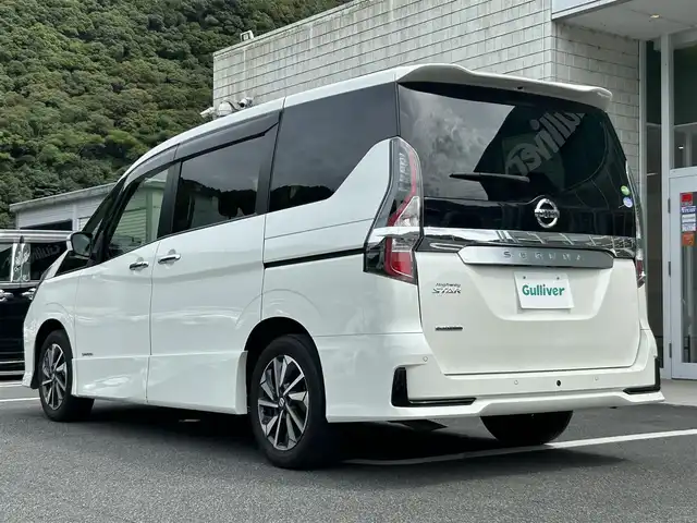 日産 セレナ ハイウェイスター V 愛媛県 2020(令2)年 2.6万km ブリリアントホワイトパール 純正10インチナビ/・Bluetooth/・CD/DVD/フルセグテレビ/アラウンドビューカメラ/ビルドインETC/両側パワースライドドア/インテリジェントルームミラー/ドライブレコーダー/プロパイロット/衝突軽減ブレーキ/レーンキープアシスト/道路標識・速度標識表示/オートライト/LEDヘッドライト/純正16インチAW/アイドリングストップ/ドアバイザー/プッシュスタート/取扱説明書