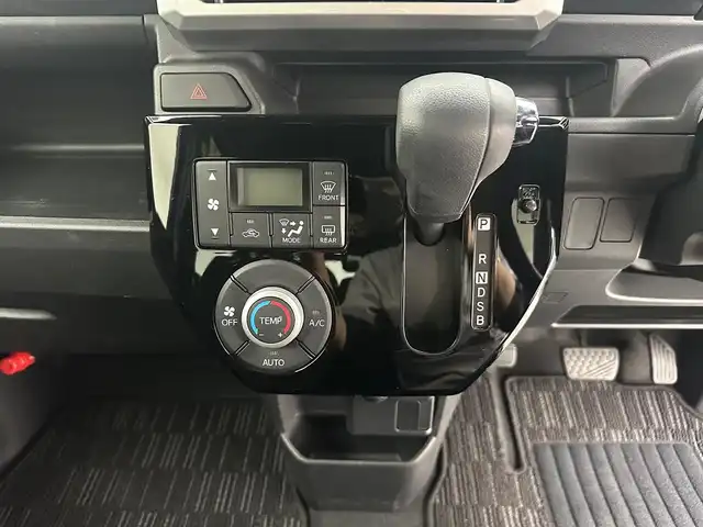 ダイハツ ウェイク L リミテッド SAⅢ 兵庫県 2019(令1)年 6.9万km ブルーメタリック 両側パワースライドドア/クリアランスソナー/オートライト/オートマチックハイビーム/純正14インチアルミホイール/LEDヘッドライト/LEDフォグライト/ロールサンシェード/アイドリングストップ/スマートキー/スペアキー/衝突被害軽減ブレーキ/純正フロアマット