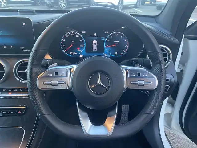 メルセデス・ベンツ ＧＬＣ３００ 4マチック クーペ AMGライン 福岡県 2020(令2)年 1.8万km ダイヤモンドホワイト ・サンルーフ/・アダプティブクルーズコントロール/・純正ナビ／ＢＴ／ＵＳＢ／ｃａｒｐｌａｙ/・全方位カメラ/・ハーフレザーシート／シートヒーター/・フルセグ/・ＥＴＣ/・純正２０ＡＷ/・保証書/・取扱説明書