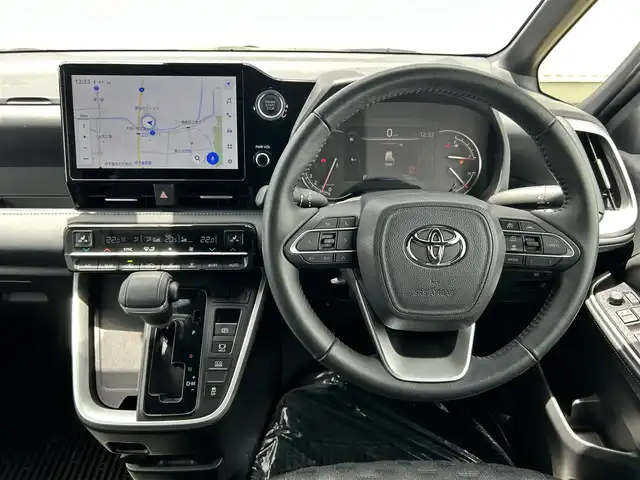 トヨタ ヴォクシー S－Z 愛媛県 2022(令4)年 2.5万km アティチュードブラックマイカ 純正コネクテッドナビ/Bluetooth/DVD/フルセグTV/USB/ドライブレコーダー前後/フリップダウンモニター/コーナーセンサー/フルモデリスタ/ビルトインETC2.0/LEDオートライト/オートマチックハイビーム/バックカメラ/両側パワースライドドア/ハーフレザーシート/シートヒーター/純正17AW/Wエアバック/カーテンエアバッグ/横滑り防止機能/レーンキープアシスト/ABS/スマートキー/スペアキー/プッシュスタート/パワーステアリング/パワーウィンドウ