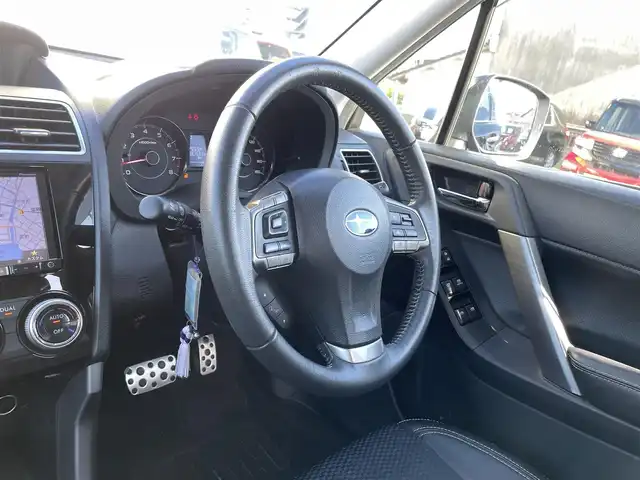 スバル フォレスター S－リミテッド 福島県 2015(平27)年 8.2万km クリスタルブラックシリカ （株）IDOMが運営する【じしゃロンいわき店】の/自社ローン専用車両になります。/こちらは現金またはオートローンご利用時の価格です。/自社ローンご希望の方は別途その旨お申し付けください//メモリナビ/ワンセグテレビ/バックカメラ/クルーズコントロール/プッシュスタート/ETC/HID/DVD BT CD/パワーシート/シートヒーター