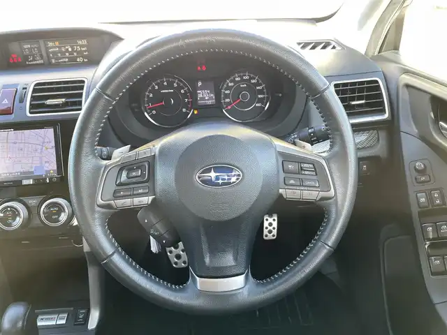 スバル フォレスター S－リミテッド 福島県 2015(平27)年 8.2万km クリスタルブラックシリカ （株）IDOMが運営する【じしゃロンいわき店】の/自社ローン専用車両になります。/こちらは現金またはオートローンご利用時の価格です。/自社ローンご希望の方は別途その旨お申し付けください//メモリナビ/ワンセグテレビ/バックカメラ/クルーズコントロール/プッシュスタート/ETC/HID/DVD BT CD/パワーシート/シートヒーター