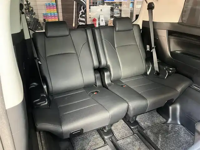 トヨタ ヴェルファイア Z Gエディション 神奈川県 2018(平30)年 7.7万km ホワイトパールクリスタルシャイン ワンオーナー/新車保証書/取扱説明書/レザーシート/サンルーフ/モデリスタエアロ/3眼LEDヘッドライト/トヨタセーフティセンス/・レーンレーシングアシスト/・クリアランスソナー/・プリクラッシュセーフティ/・ロードサインアシスト/・レーダークルーズコントロール（全車速追従機能付き）/・オートマチックハイビーム/純正ナビ・フルセグTV/CD・DVDビデオ・Bluetooth/HDMI・USB・SD/バックカメラ/デジタルインナーミラー/純正フリップダウンモニター/ビルトインETC2.0/前席パワーシート/前席快適温熱シート/助手席・後席電動オットマン/後席エグゼクティブパワーシート/両側パワースライドドア/パワーバックドア/ステアリングスイッチ/サンシェード/純正18インチアルミホイール/ドアバイザー/フロアーマット