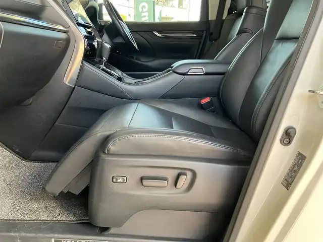 トヨタ ヴェルファイア Z Gエディション 神奈川県 2018(平30)年 7.7万km ホワイトパールクリスタルシャイン ワンオーナー/新車保証書/取扱説明書/レザーシート/サンルーフ/モデリスタエアロ/3眼LEDヘッドライト/トヨタセーフティセンス/・レーンレーシングアシスト/・クリアランスソナー/・プリクラッシュセーフティ/・ロードサインアシスト/・レーダークルーズコントロール（全車速追従機能付き）/・オートマチックハイビーム/純正ナビ・フルセグTV/CD・DVDビデオ・Bluetooth/HDMI・USB・SD/バックカメラ/デジタルインナーミラー/純正フリップダウンモニター/ビルトインETC2.0/前席パワーシート/前席快適温熱シート/助手席・後席電動オットマン/後席エグゼクティブパワーシート/両側パワースライドドア/パワーバックドア/ステアリングスイッチ/サンシェード/純正18インチアルミホイール/ドアバイザー/フロアーマット