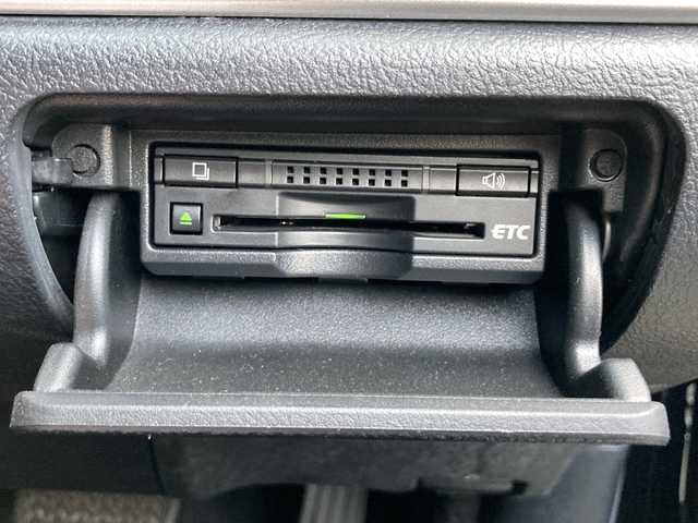 トヨタ クラウン アスリート S 岐阜県 2013(平25)年 4.2万km プレシャスブラックパール 登録時走行距離：41933km/禁煙車/純正8インチナビ/（CD/DVD/Bluetooth/フルセグTV/HDD)/バックカメラ/コーナーセンサー/クルーズコントロール/ドライブレコーダー/ETC/パワーシート/純正18インチアルミホイール/純正フロアマット/横滑り防止装置/オートライト/オートエアコン/HIDヘッドライト/スマートキー/スペアキー有/プッシュスタート/電動格納ミラー