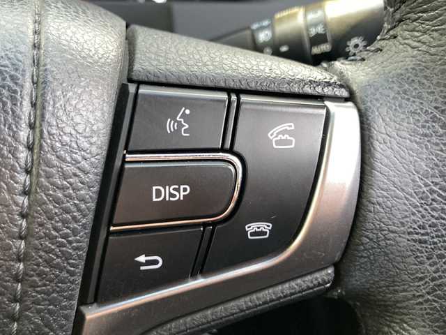 トヨタ クラウン アスリート S 岐阜県 2013(平25)年 4.2万km プレシャスブラックパール 登録時走行距離：41933km/禁煙車/純正8インチナビ/（CD/DVD/Bluetooth/フルセグTV/HDD)/バックカメラ/コーナーセンサー/クルーズコントロール/ドライブレコーダー/ETC/パワーシート/純正18インチアルミホイール/純正フロアマット/横滑り防止装置/オートライト/オートエアコン/HIDヘッドライト/スマートキー/スペアキー有/プッシュスタート/電動格納ミラー