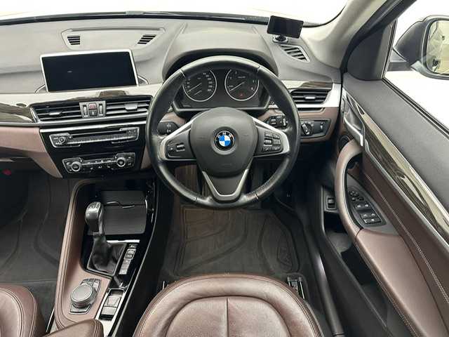 ＢＭＷ Ｘ１ xDrive 18d xライン 兵庫県 2017(平29)年 8.6万km 黒 純正メモリナビ(CD/USB/AUX/Bluetooth)/バックカメラ/ETC/前後ドライブレコーダー/オートクルーズコントロール/シートヒーター/パワーシート/パワーバックドア/社外レーダー/ルーフレール/前後コーナーセンサー/電子パーキングブレーキ/オートライト/LEDヘッドライト/純正アルミホイール