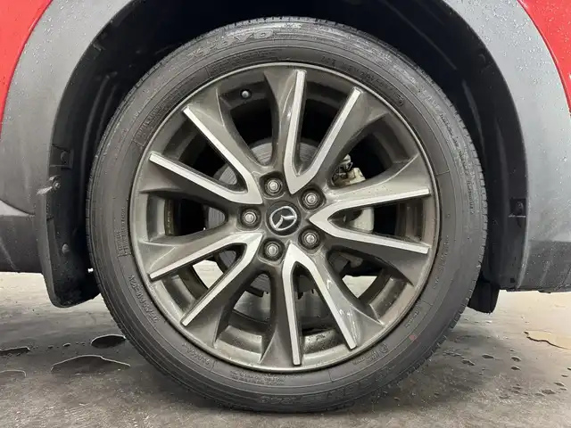 マツダ ＣＸ－３ XD ツーリング 三重県 2015(平27)年 5.9万km ソウルレッドプレミアムメタリック 1.5L ディーゼルターボ/2WD/MTモード付フロア6AT/BOSEサウンドシステム/純正 7インチナビ/（FM/AM/aha/Stitcher/Bluetooth/USB/【OP】CD/AUX/DVD/TV）/バックカメラ/ドライブレコーダー 前方/ETC/安全/・スマートシティブレーキサポート（SCBS）/・ブラインドスポットモニタリング（BSM：リヤクロストラフィックアラート機能付）/・AT誤発進抑制制御/・TRC　トラクションコントロールシステム/装備/・クルーズコントロール/・ハーフレザーシート/・オートエアコン/・オートライト/・LED ヘッドライト/・レインセンサーワイパー（オートフロントワイパー）/・パドルシフト/・ステアリングスイッチ/・プッシュスタート/・純正18inAW/・保/取/・予備スマートキーx1/など