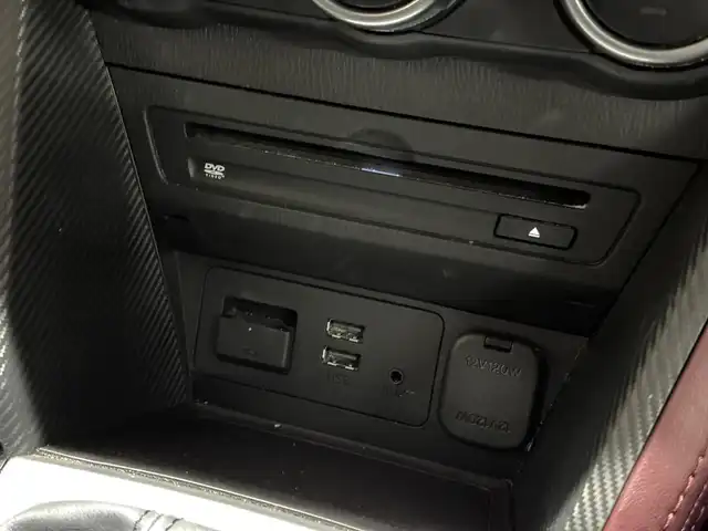 マツダ ＣＸ－３ XD ツーリング 三重県 2015(平27)年 5.9万km ソウルレッドプレミアムメタリック 1.5L ディーゼルターボ/2WD/MTモード付フロア6AT/BOSEサウンドシステム/純正 7インチナビ/（FM/AM/aha/Stitcher/Bluetooth/USB/【OP】CD/AUX/DVD/TV）/バックカメラ/ドライブレコーダー 前方/ETC/安全/・スマートシティブレーキサポート（SCBS）/・ブラインドスポットモニタリング（BSM：リヤクロストラフィックアラート機能付）/・AT誤発進抑制制御/・TRC　トラクションコントロールシステム/装備/・クルーズコントロール/・ハーフレザーシート/・オートエアコン/・オートライト/・LED ヘッドライト/・レインセンサーワイパー（オートフロントワイパー）/・パドルシフト/・ステアリングスイッチ/・プッシュスタート/・純正18inAW/・保/取/・予備スマートキーx1/など