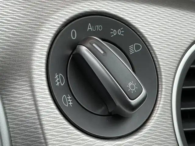 フォルクスワーゲン ザ・ビートル クラブ 鹿児島県 2016(平28)年 5万km オレンジ 禁煙車/社外ナビ/バックカメラ/ETC/前後ドライブレコーダー/純正フロアマット/純正17インチアルミホイール