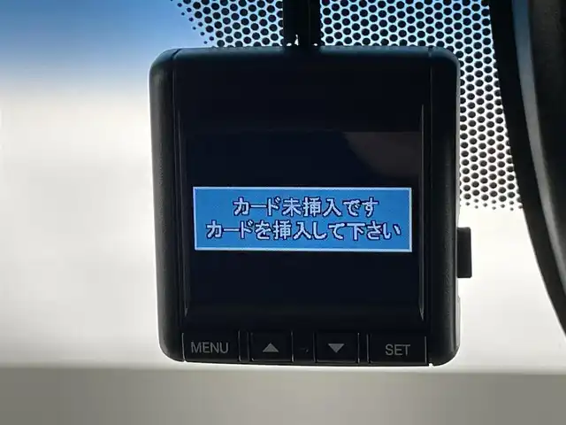 ホンダ ヴェゼル ハイブリッド Z ホンダセンシング 愛知県 2019(令1)年 7.1万km プラチナホワイトパール 純正ナビ　禁煙　シートヒーター　バックカメラ　フルセグ　ＤＶＤ　前後ドラレコ　ＥＴＣ　カープレイ対応　黒ハーフレザー　ホンダセンシング　衝突軽減　レーンキープ　パドルシフト　ＬＥＤオートライト　フォグ 純正17型アルミホイール　カーテンエアバッグ　プラズマクラスター　電子パーキング　防眩ミラー　プッシュスタート　スマートキー