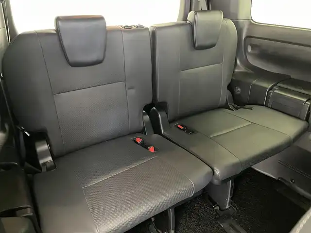 トヨタ エスクァイア ハイブリッド Gi 愛知県 2020(令2)年 2.4万km ブラック 純正９型ナビ　純正後席モニター　禁煙車　バックカメラ　ＥＴＣ　ハーフレザー　シートヒーター　クルコン　　前後ドラレコ　セーフティセンス　衝突軽減　コーナーセンサー　ＬＥＤライト　ＵＳＢ　両側パワスラ