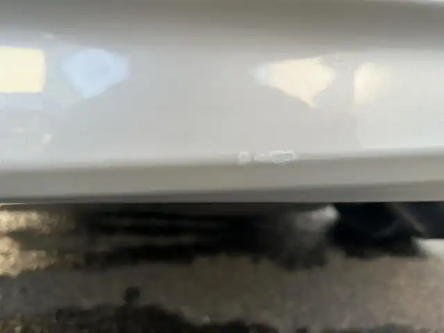 トヨタ プリウス α S 福島県 2015(平27)年 12.8万km ホワイトパールクリスタルシャイン (株)IDOMが運営する【じしゃロン福島店】の自社ローン専用車両になります。こちらは現金またはオートローンご利用時の価格です。自社ローンご希望の方は別途その旨お申付け下さい/純正ナビ/フルセグテレビ/バックカメラ/ETC/ドライブレコーダー/Bluetooth/ドアバイザー/革巻きステアリング/ステアリングリモコン/禁煙車