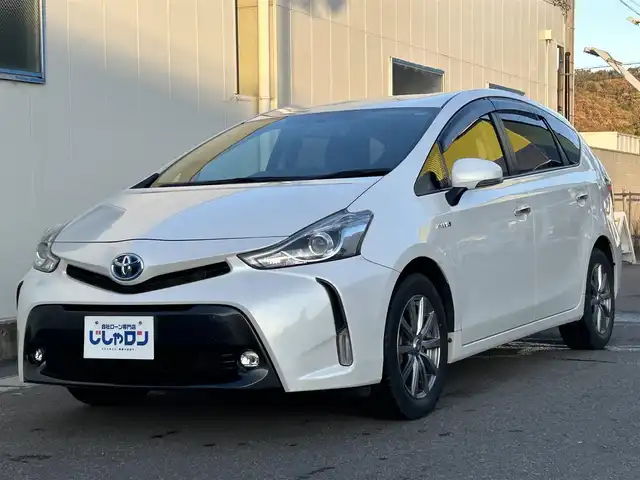 トヨタ プリウス α S 福島県 2015(平27)年 12.8万km ホワイトパールクリスタルシャイン (株)IDOMが運営する【じしゃロン福島店】の自社ローン専用車両になります。こちらは現金またはオートローンご利用時の価格です。自社ローンご希望の方は別途その旨お申付け下さい/純正ナビ/フルセグテレビ/バックカメラ/ETC/ドライブレコーダー/Bluetooth/ドアバイザー/革巻きステアリング/ステアリングリモコン/禁煙車