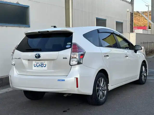 トヨタ プリウス α S 福島県 2015(平27)年 12.8万km ホワイトパールクリスタルシャイン (株)IDOMが運営する【じしゃロン福島店】の自社ローン専用車両になります。こちらは現金またはオートローンご利用時の価格です。自社ローンご希望の方は別途その旨お申付け下さい/純正ナビ/フルセグテレビ/バックカメラ/ETC/ドライブレコーダー/Bluetooth/ドアバイザー/革巻きステアリング/ステアリングリモコン/禁煙車