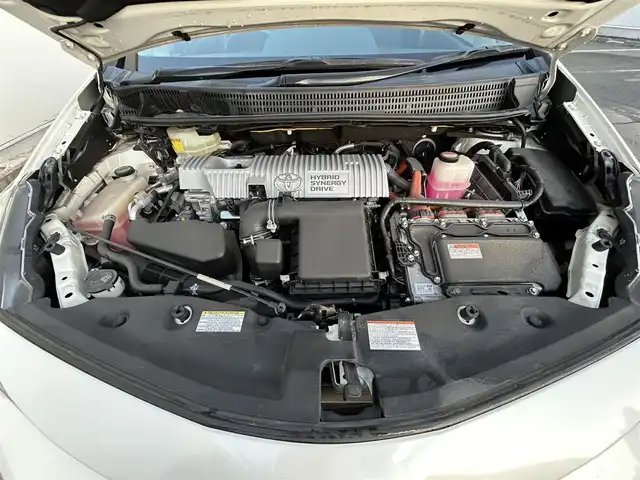 トヨタ プリウス α S 福島県 2015(平27)年 12.8万km ホワイトパールクリスタルシャイン (株)IDOMが運営する【じしゃロン福島店】の自社ローン専用車両になります。こちらは現金またはオートローンご利用時の価格です。自社ローンご希望の方は別途その旨お申付け下さい/純正ナビ/フルセグテレビ/バックカメラ/ETC/ドライブレコーダー/Bluetooth/ドアバイザー/革巻きステアリング/ステアリングリモコン/禁煙車