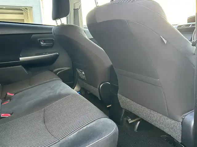 トヨタ プリウス α S 福島県 2015(平27)年 12.8万km ホワイトパールクリスタルシャイン (株)IDOMが運営する【じしゃロン福島店】の自社ローン専用車両になります。こちらは現金またはオートローンご利用時の価格です。自社ローンご希望の方は別途その旨お申付け下さい/純正ナビ/フルセグテレビ/バックカメラ/ETC/ドライブレコーダー/Bluetooth/ドアバイザー/革巻きステアリング/ステアリングリモコン/禁煙車