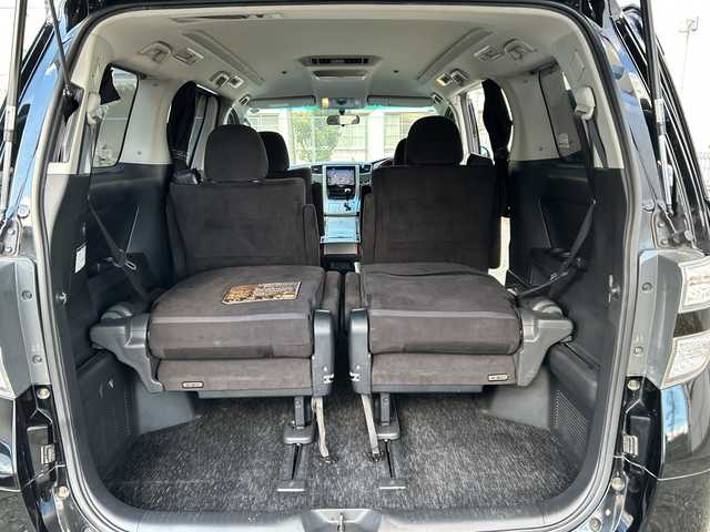 トヨタ ヴェルファイア 2．4Z プラチナセレクション 福岡県 2010(平22)年 14.3万km ブラック 純正ナビ/純正フロアマット/ETC（ビルド）/TV（ワンセグ）/AM/Bluetoothオーディオ/DVD／CD/SD/USB/HDMI/ハンズフリー/オートライト/電動リアゲート/パワースライドドア（左右）/フリップダウンモニター/プッシュスタート/パーキングセンサー/横滑り防止/温度調節付きドリンクホルダー/オットマン/ワンオーナー/フォグランプ