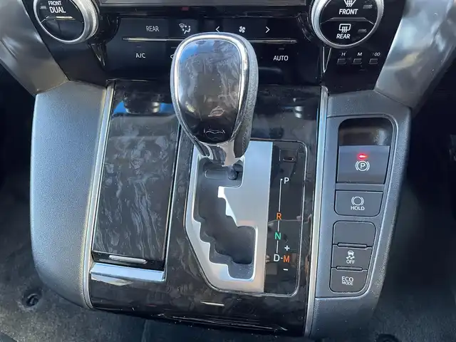 トヨタ アルファード S 埼玉県 2020(令2)年 3.4万km ホワイトパールクリスタルシャイン ワンオーナー車/セーフティセンス/純正９型ナビTV/純正フリップダウンモニター/バックカメラ/ビルトインETC/両側パワースライドドア/LEDヘッドライト/クリアランスソナー/純正１８インチアルミ/レーダークルーズコントロール/衝突軽減ブレーキ/革調シートカバー/プッシュスタート/スマートキー/走行３３６８０キロ/保証書付整備手帳/取扱説明書