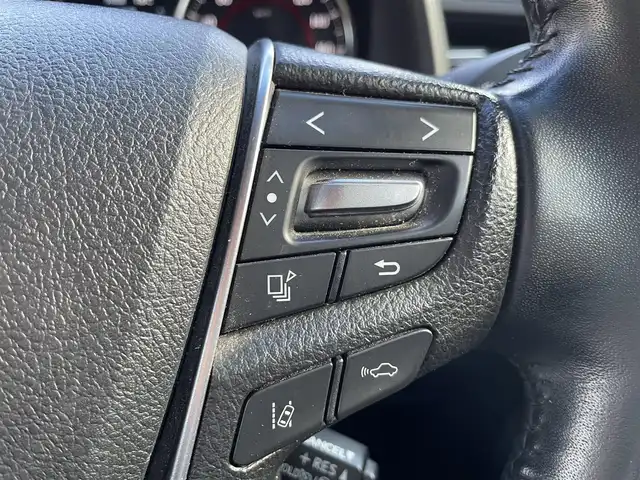 トヨタ アルファード S 埼玉県 2020(令2)年 3.4万km ホワイトパールクリスタルシャイン ワンオーナー車/セーフティセンス/純正９型ナビTV/純正フリップダウンモニター/バックカメラ/ビルトインETC/両側パワースライドドア/LEDヘッドライト/クリアランスソナー/純正１８インチアルミ/レーダークルーズコントロール/衝突軽減ブレーキ/革調シートカバー/プッシュスタート/スマートキー/走行３３６８０キロ/保証書付整備手帳/取扱説明書