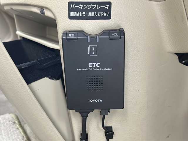 トヨタ イプサム 240i 愛知県 2006(平18)年 10.1万km シルバーM 純正メモリナビ【CD DVD フルセグ　品番：NDCN-W55】/ETC/純正フロアマット/ドアバイザー/盗難防止装置/100V充電