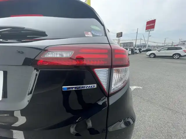 ホンダ ヴェゼル ハイブリッド Z 熊本県 2015(平27)年 10.4万km クリスタルブラックパール (株)IDOMが運営する【じしゃロン熊本店】の自社ローン専用車両になります。こちらは現金またはオートローンご利用時の価格です。自社ローンご希望の方は別途その旨お申付け下さい　/純正ナビ/バックカメラ/フルセグテレビ/DVD/CD/Bluetooth接続/ビルトインETC/ハーフレザーシート/シートヒーター/クルーズコントロール/LEDヘッドライト/スマートキー