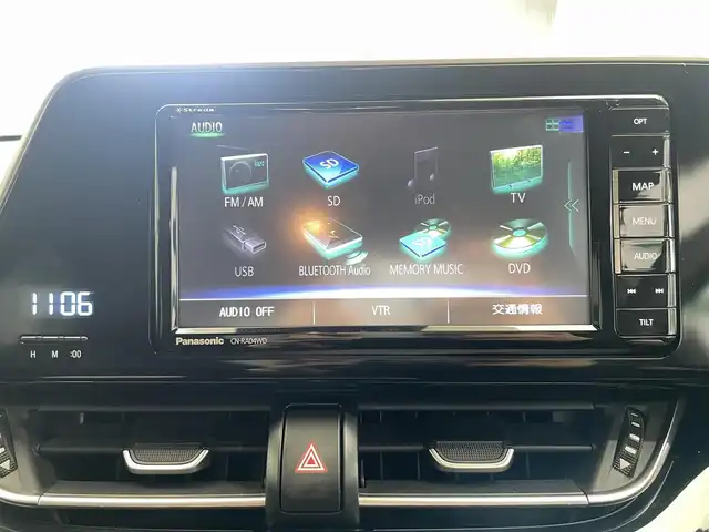 トヨタ Ｃ－ＨＲ G 鹿児島県 2018(平30)年 5万km ブラックマイカ 社外SDナビ　（フルセグTV Bluetooth CD DVD ）/バックカメラ　/トヨタセーフティセンス　/アダプティブクルーズコントロール　/レーンキープアシスト　/オートハイビーム/ビルトインETC/ハーフレザーシート/DN席シートヒーター/LEDヘッドライト/純正アルミホイール