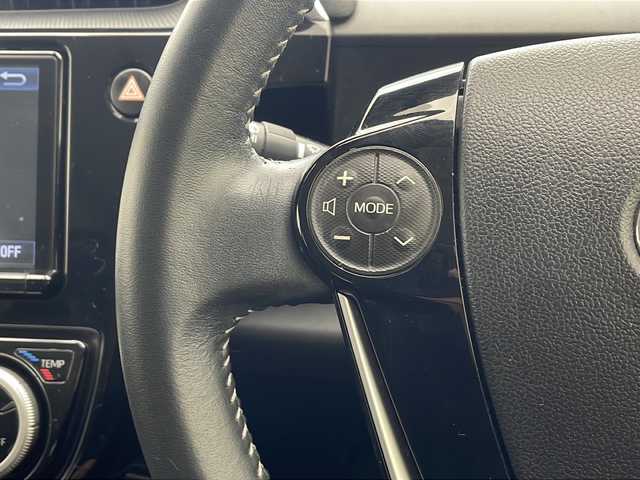 トヨタ アクア クロスオーバー 沖縄県 2018(平30)年 7.1万km ブラックマイカ 純正ナビ(ＮＳＺＴ－Ｙ６６Ｔ)/(フルセグＴＶ　Ｂｌｕｅｔｏｏｔｈ　ＣＤ　ＤＶＤ　ＡＭ　ＦＭ)　/バックカメラ　/ドライブレコーダー　/ＥＴＣ　/ハーフレザーシート　/ＬＥＤヘッドライト　/純正アルミホイール　/純正フロアマット　/禁煙車/オートライト/オートマチックハイビーム