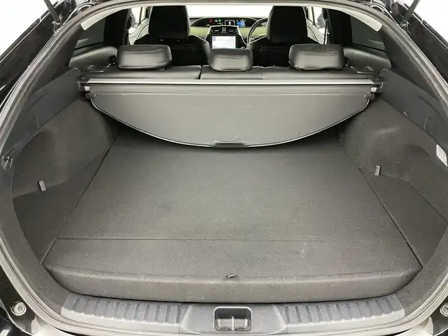 トヨタ プリウス ＰＨＶ A 岡山県 2019(令1)年 6.8万km アティチュードブラックマイカ モデリスタエアロ（F・S・R）/セーフティセンス/ディーラーオプションナビ（NSZT-Y68T）/フルセグTV/Bluetooth/パノラミックビューモニター/革調シートカバー/レーダークルーズ/シートヒーター（運転席・助手席）/パワーシート（運転席）/パーキングサポート/ブラインドスポットモニタリング/LEDオートライト/USB端子・HDMI端子/ビルトインETC/トヨタ純正ホイール